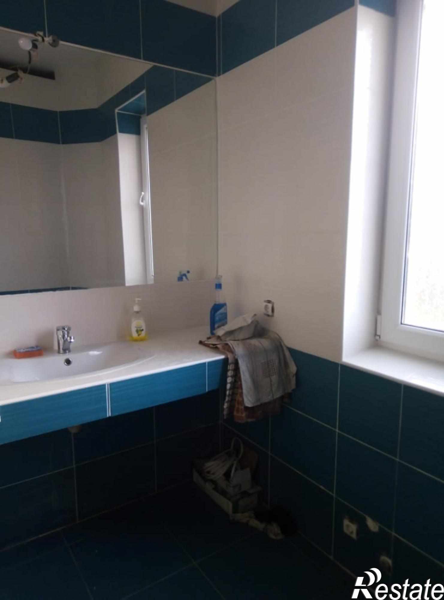 Купить дачу, дом, коттедж за 4 700 000 рублей на Калинина ул
