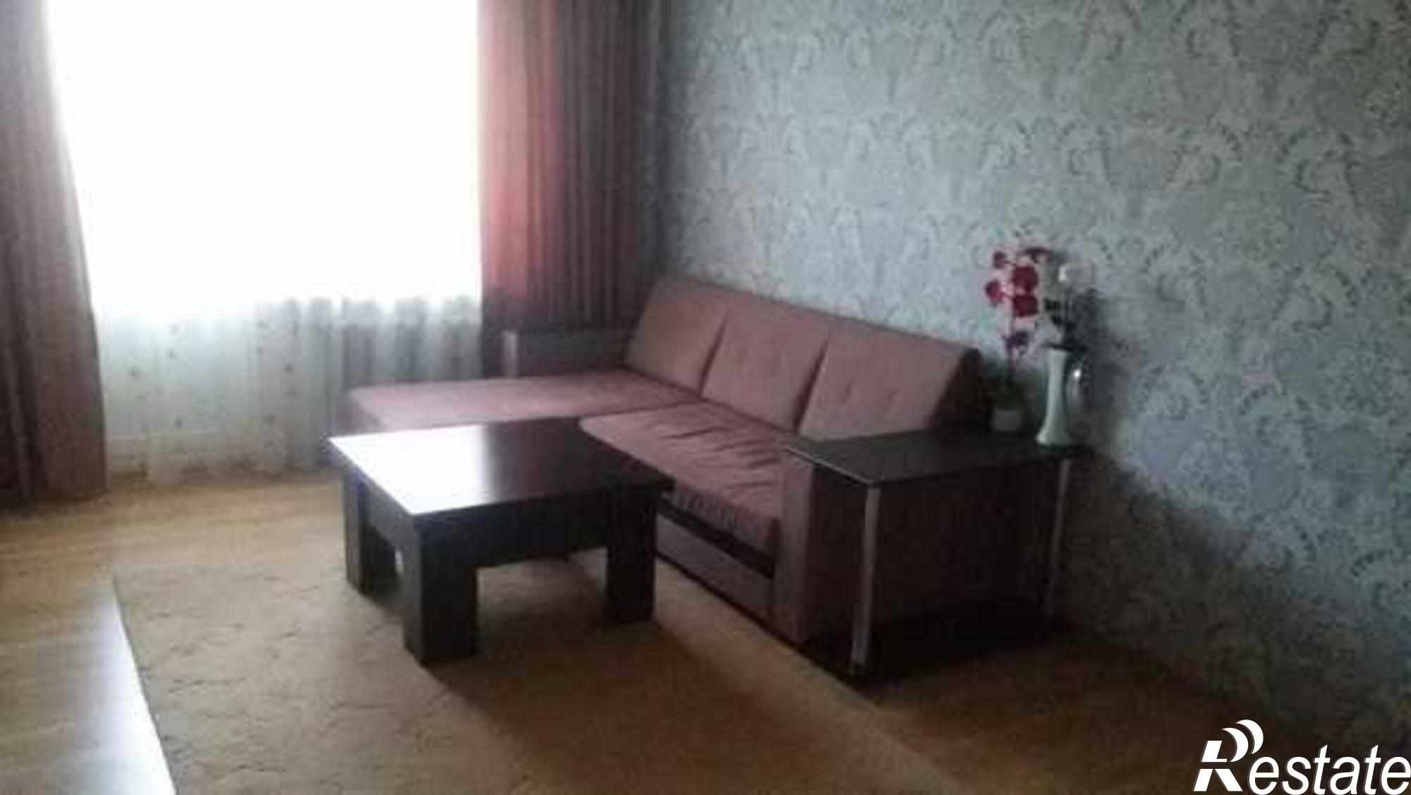 Купить квартиру за 2 300 000 рублей на Комарова ул
