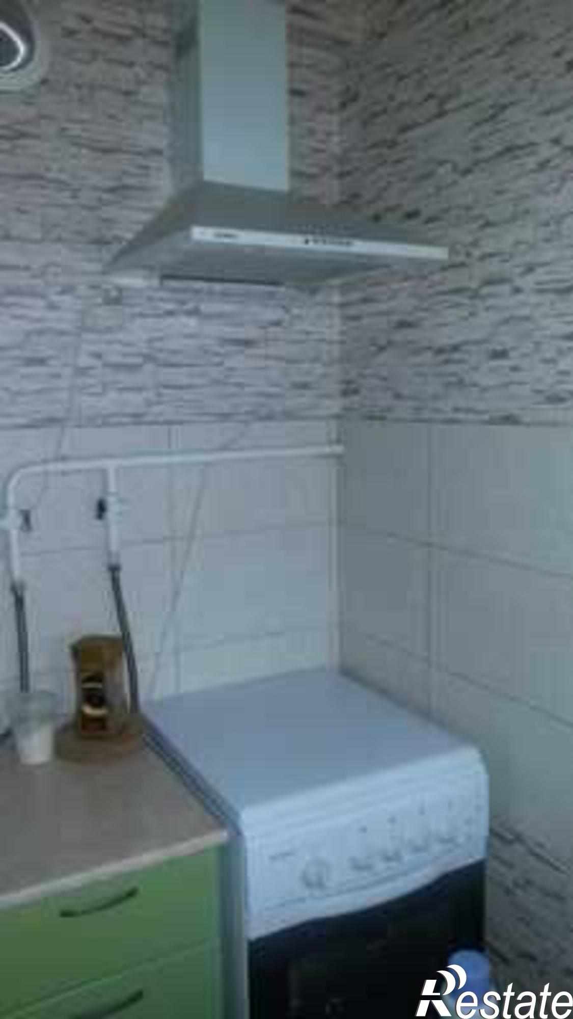 Купить квартиру за 2 300 000 рублей на Комарова ул