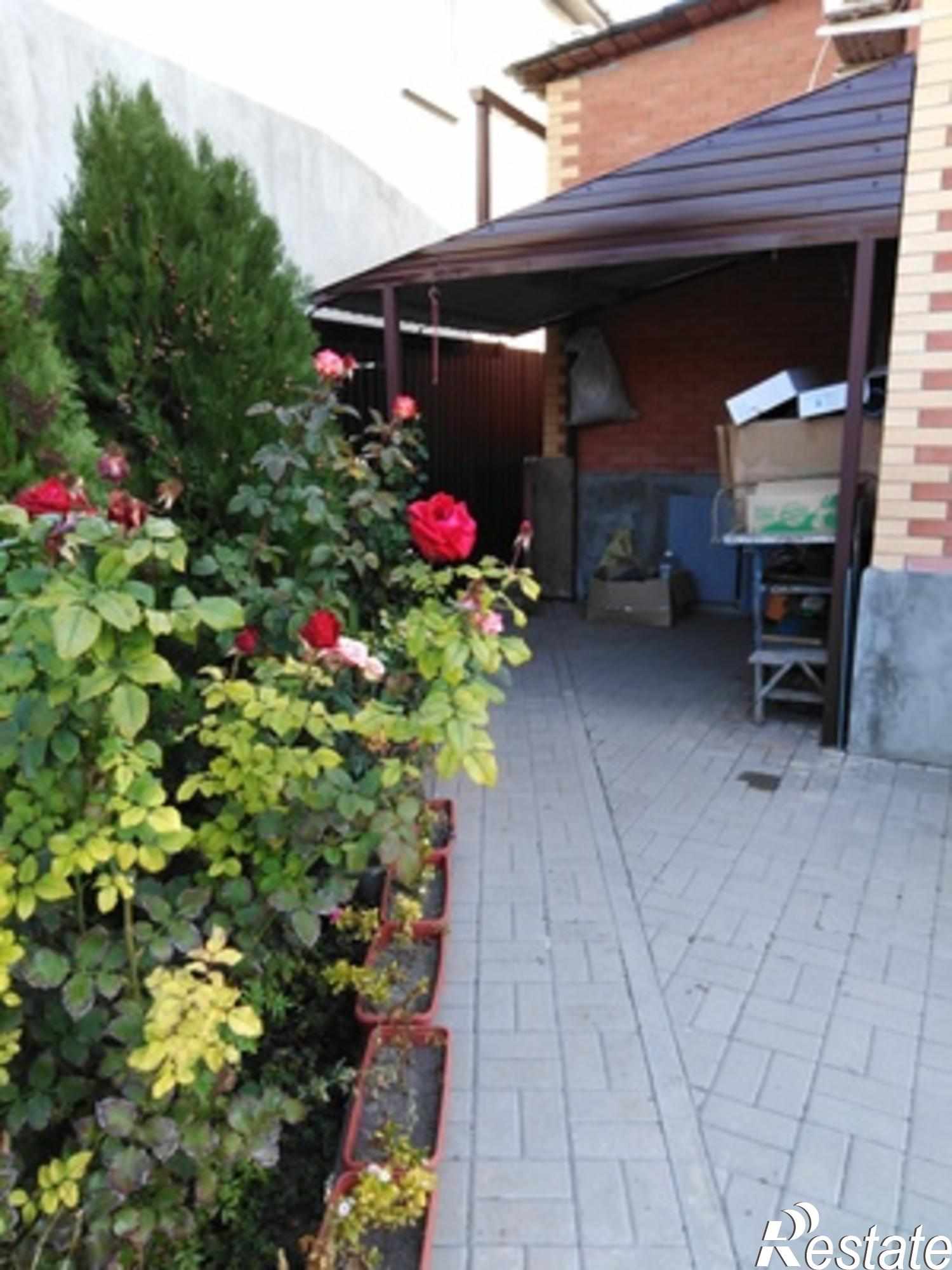 Купить дачу, дом, коттедж за 4 400 000 рублей на Горького ул