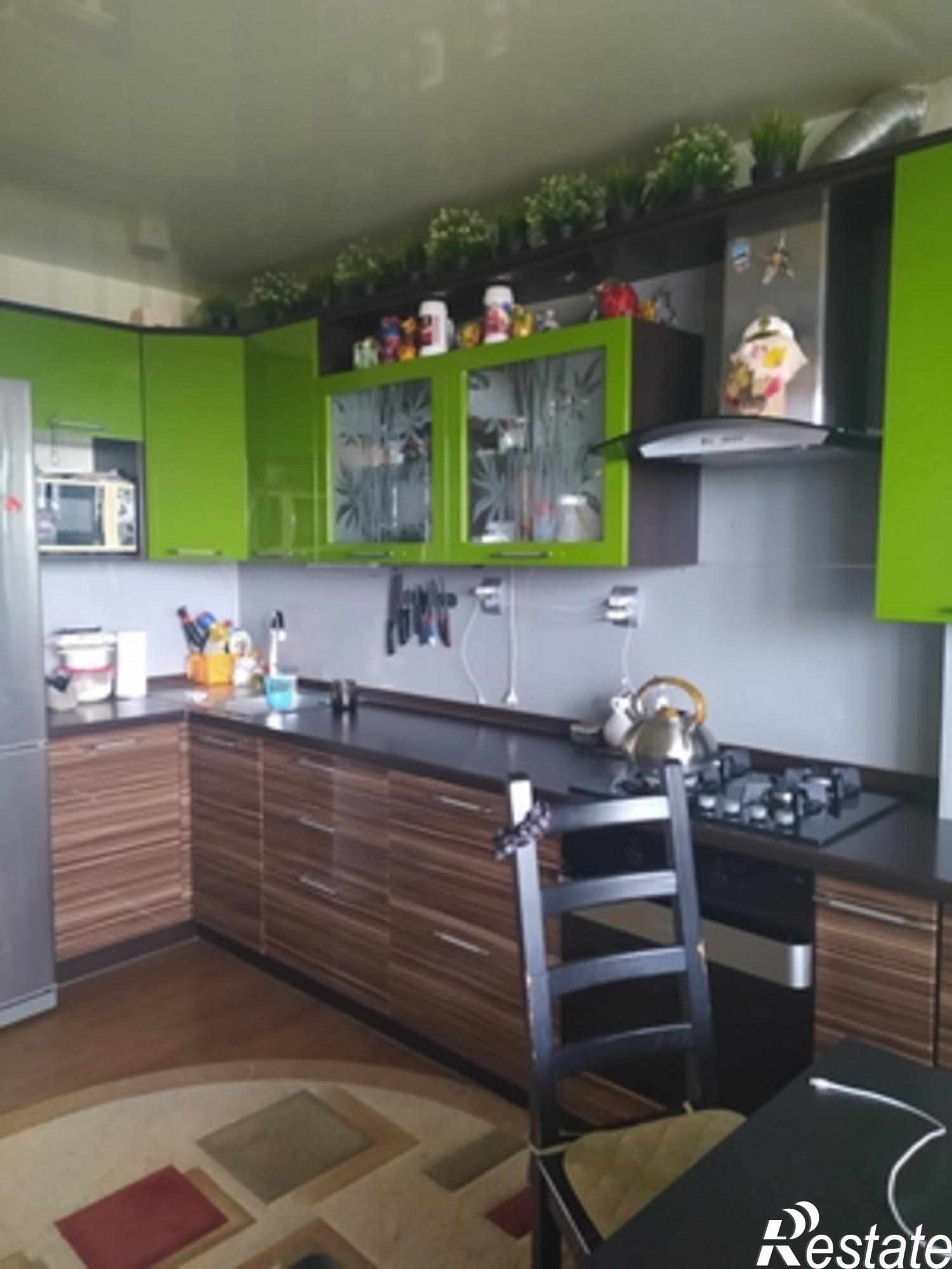 Купить квартиру за 2 200 000 рублей на Луначарского ул