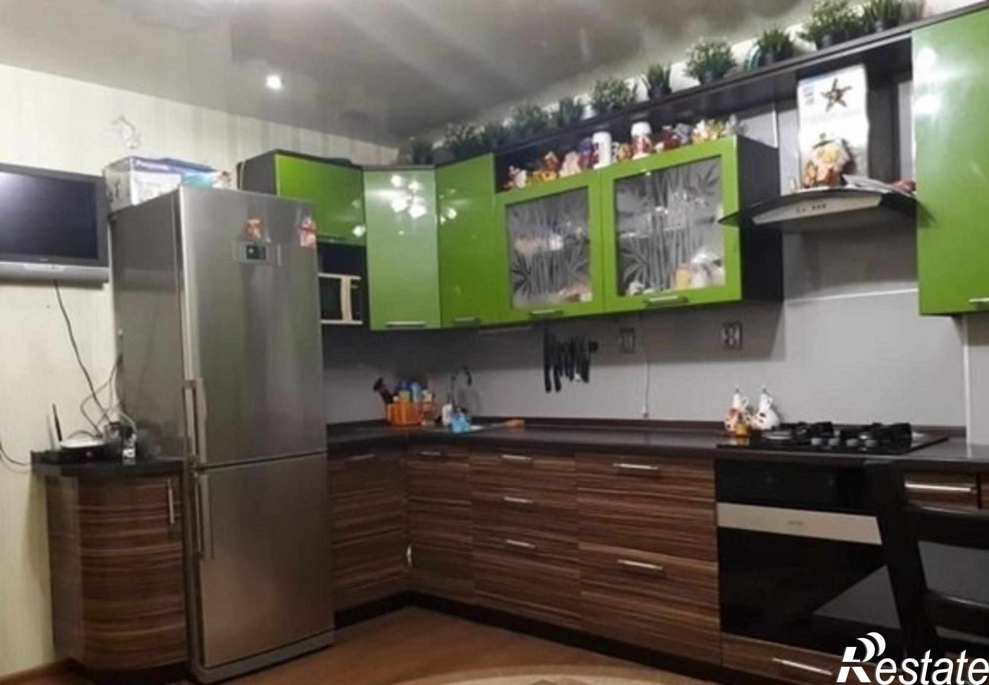 Купить квартиру за 2 200 000 рублей на Октябрьская ул