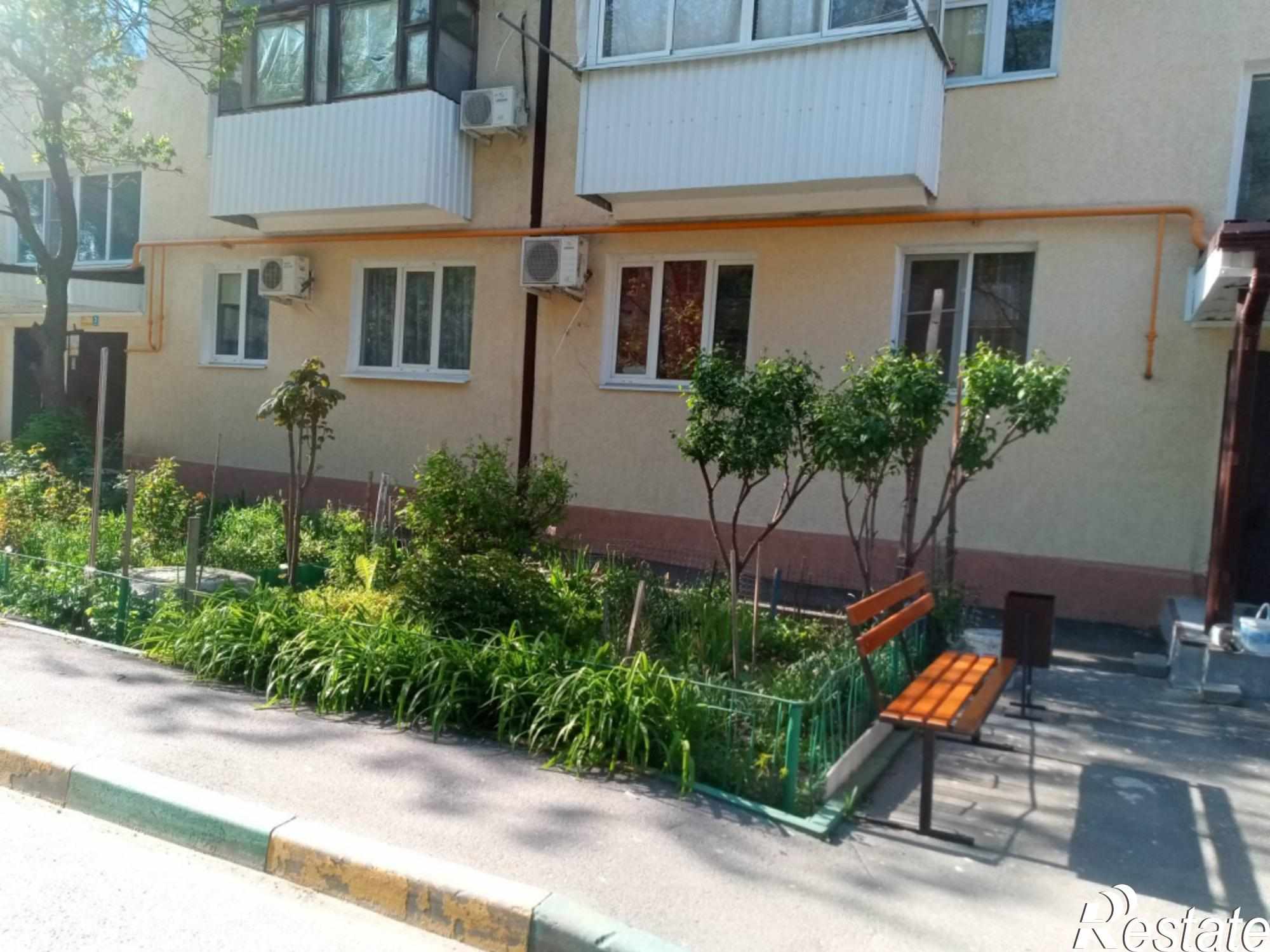 Купить квартиру за 2 300 000 рублей на Луначарского ул, 188