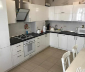 2-комн, 80кв м, этаж 2/9 Людкевича ул, 9к2