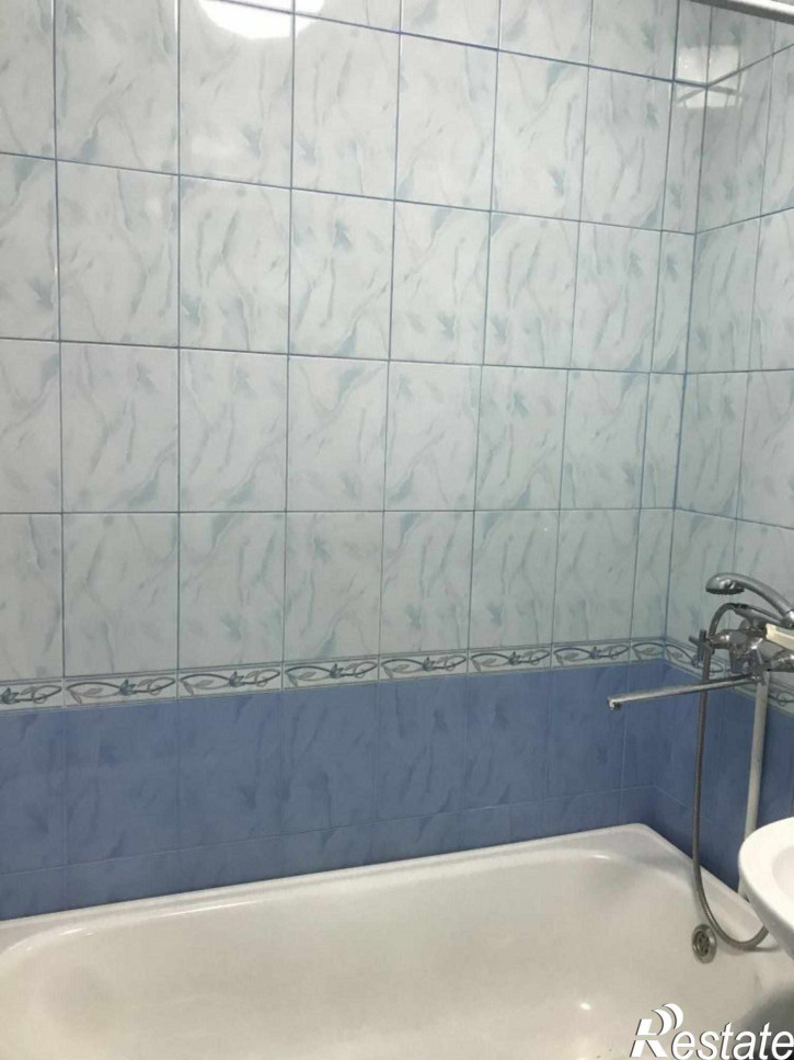 3-комн квартира Калинина пр-кт, 5