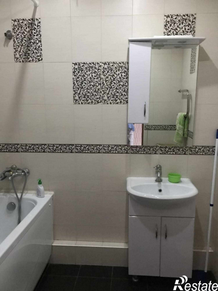 2-комн квартира Нежнова ул, 21,корп.3