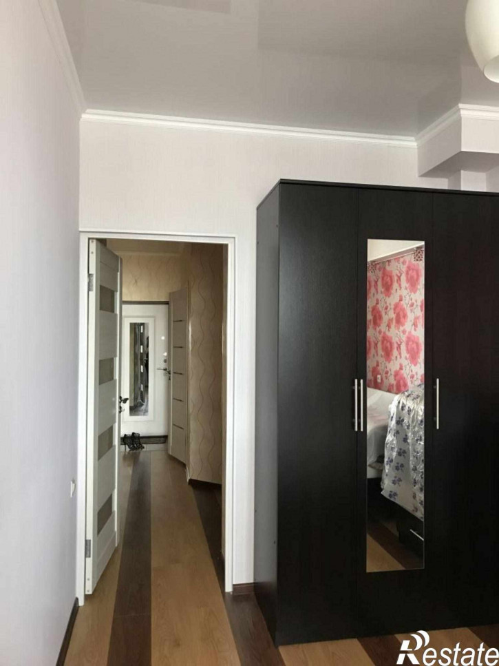 2-комн квартира Булгакова ул, 7