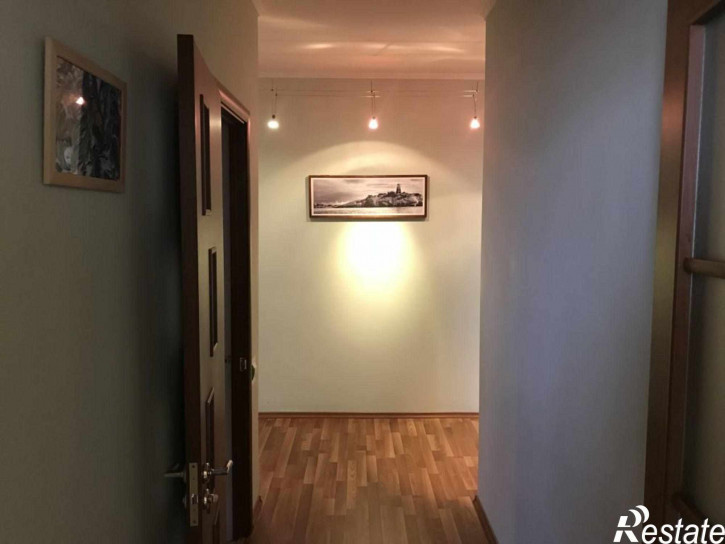 3-комн квартира Пестова ул, 30