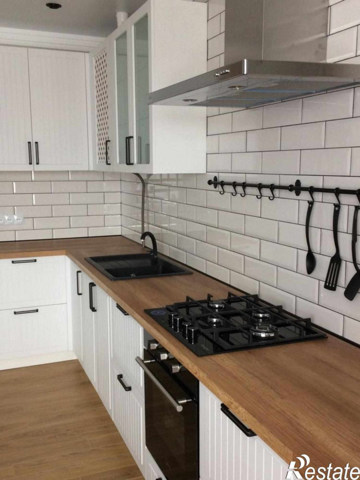 2-комн квартира Пестова ул, 15