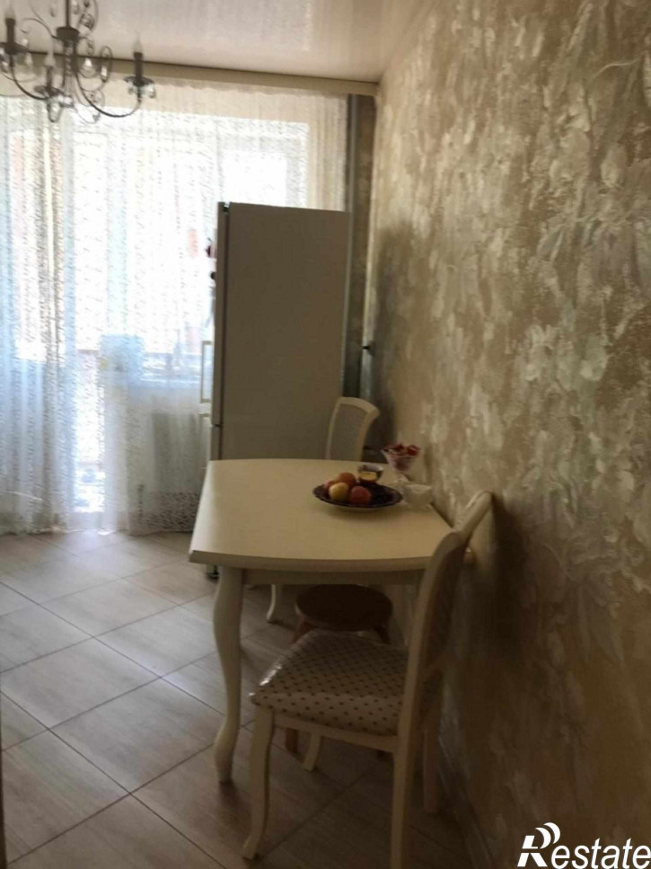 2-комн квартира Булгакова ул, 9