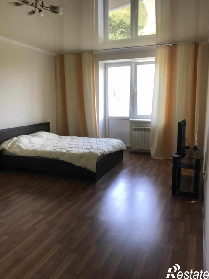 1-комн квартира Оранжерейная ул, 21