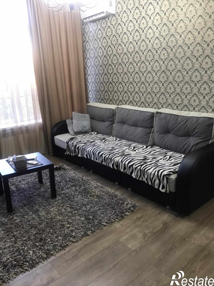 2-комн квартира Орджоникидзе ул, 8