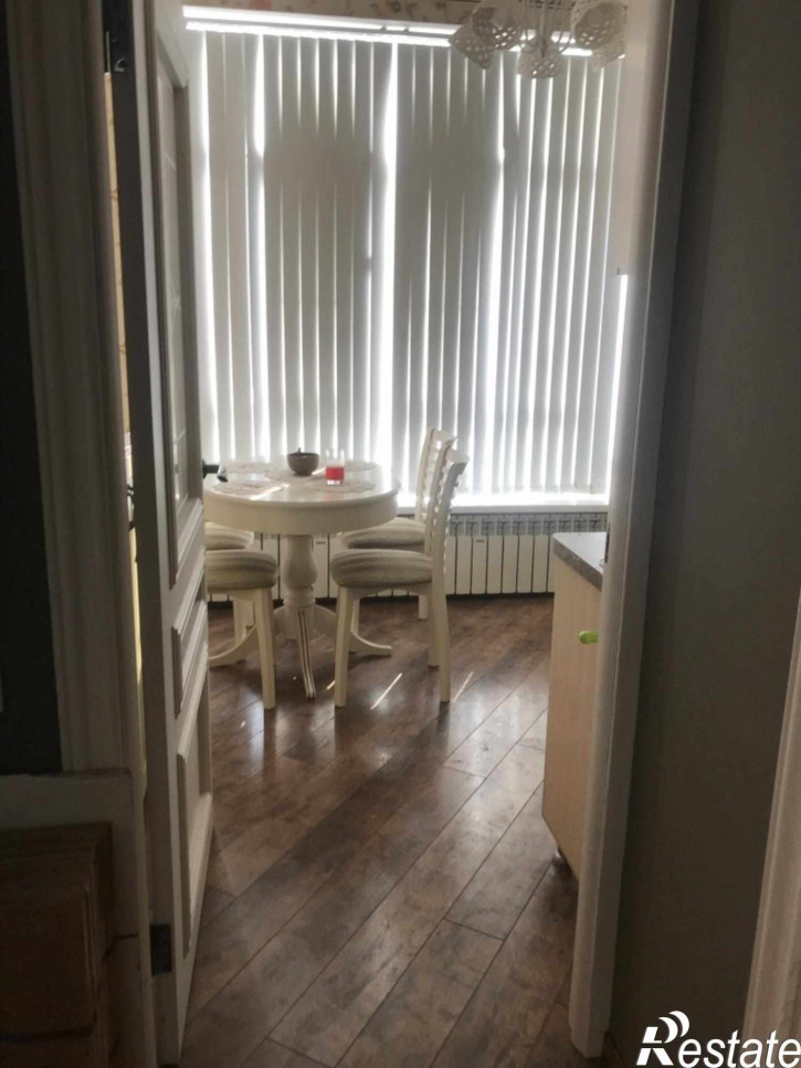 2-комн квартира Орджоникидзе ул, 8