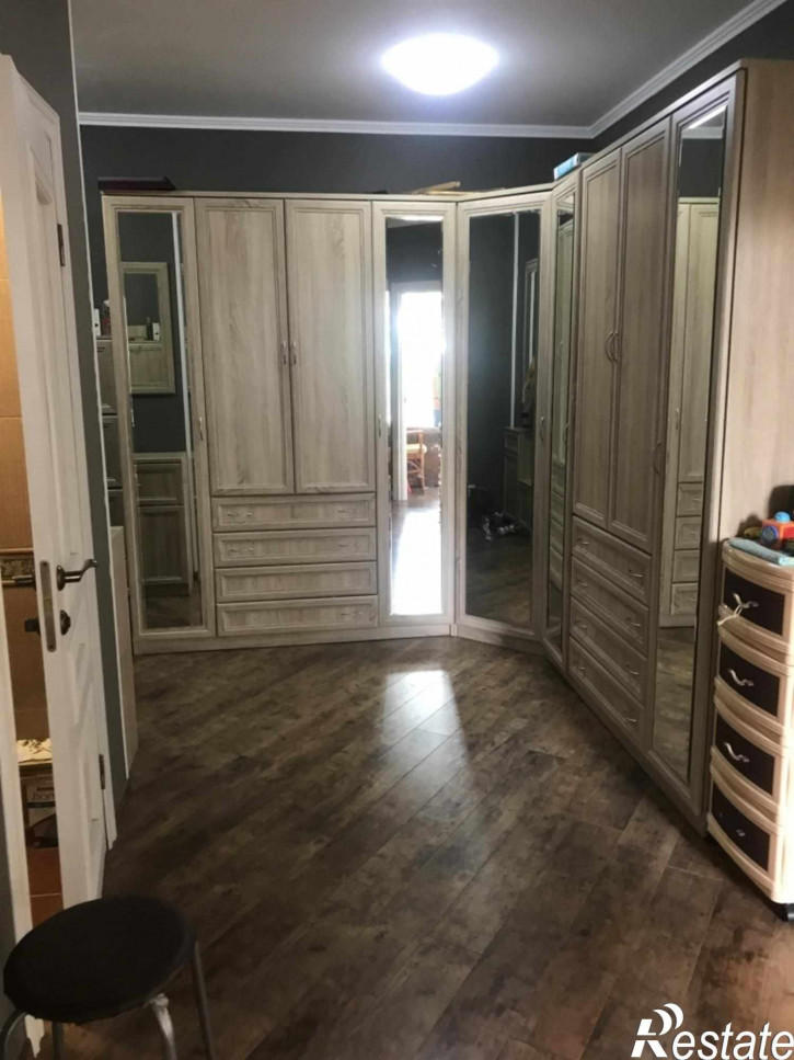2-комн квартира Орджоникидзе ул, 8