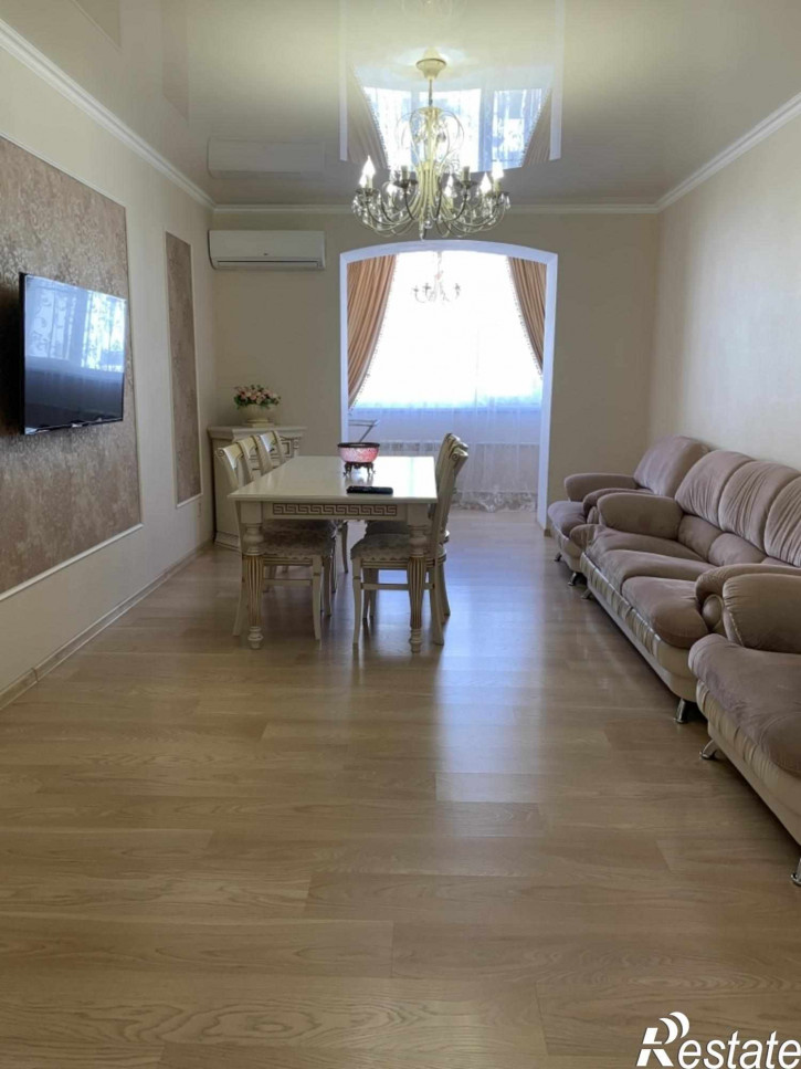 3-комн квартира Оранжерейная ул, 17