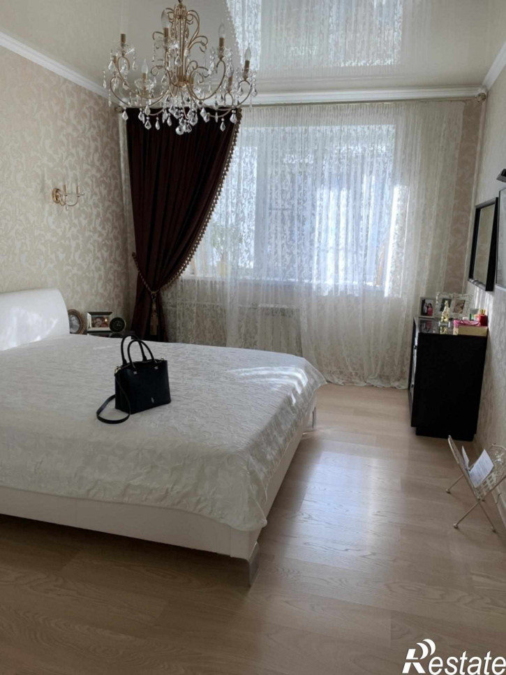 3-комн квартира Оранжерейная ул, 17