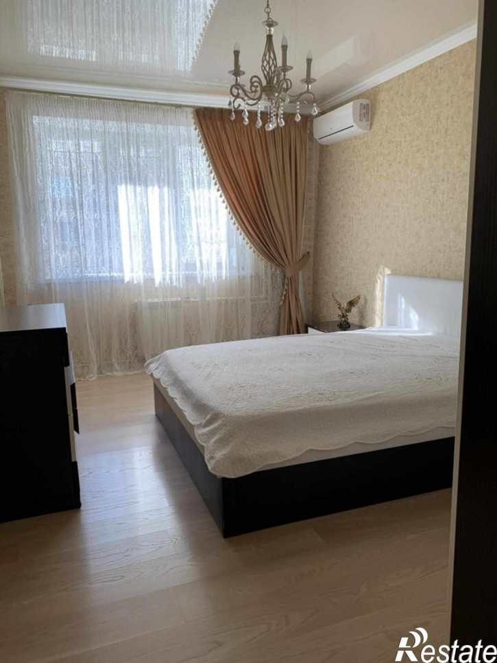3-комн квартира Оранжерейная ул, 17