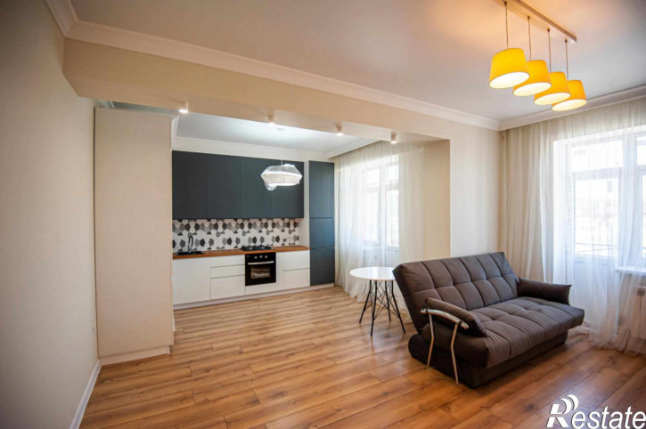 2-комн квартира Пестова ул, 9