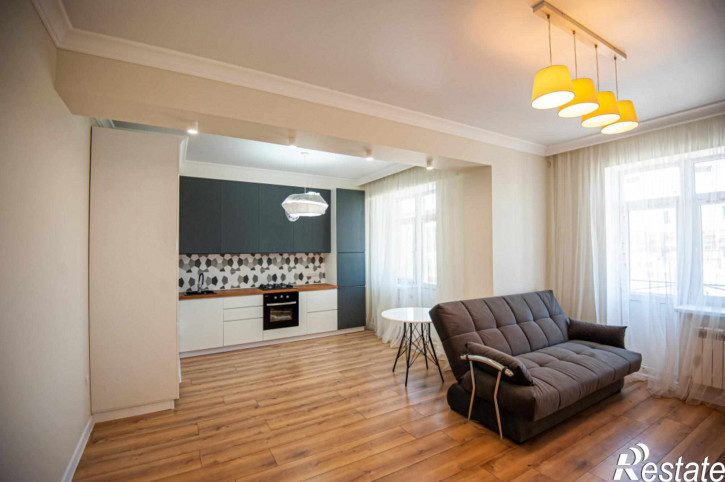 2-комн квартира Пестова ул, 9
