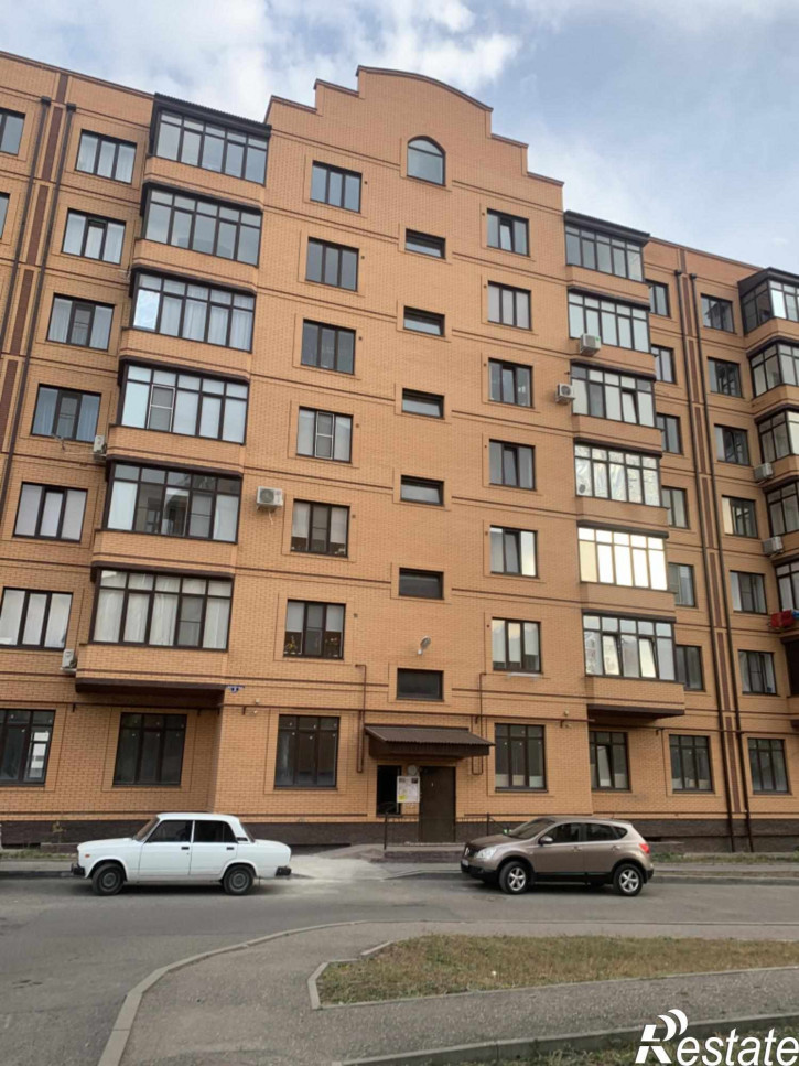 3-комн квартира Кипарисовая ул, 2