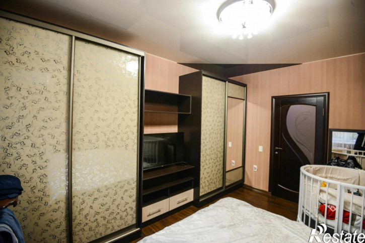3-комн квартира Нежнова ул