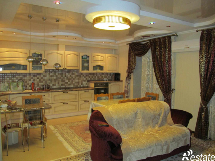 2-комн квартира Нежнова ул, 21