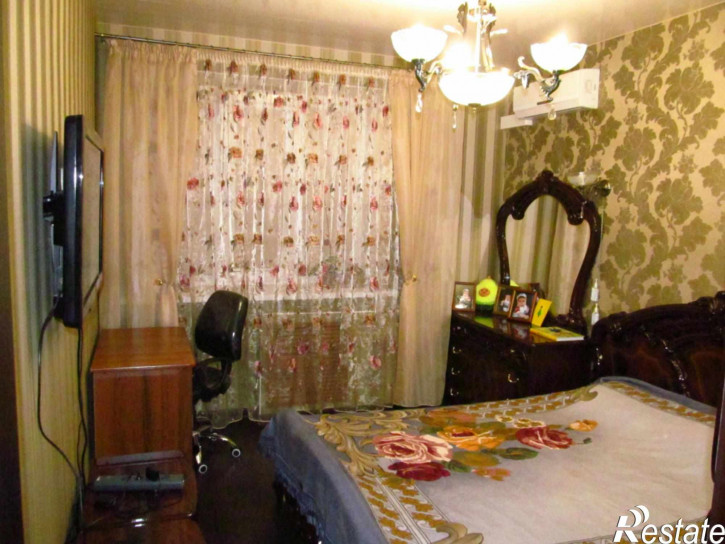 2-комн квартира Нежнова ул, 21