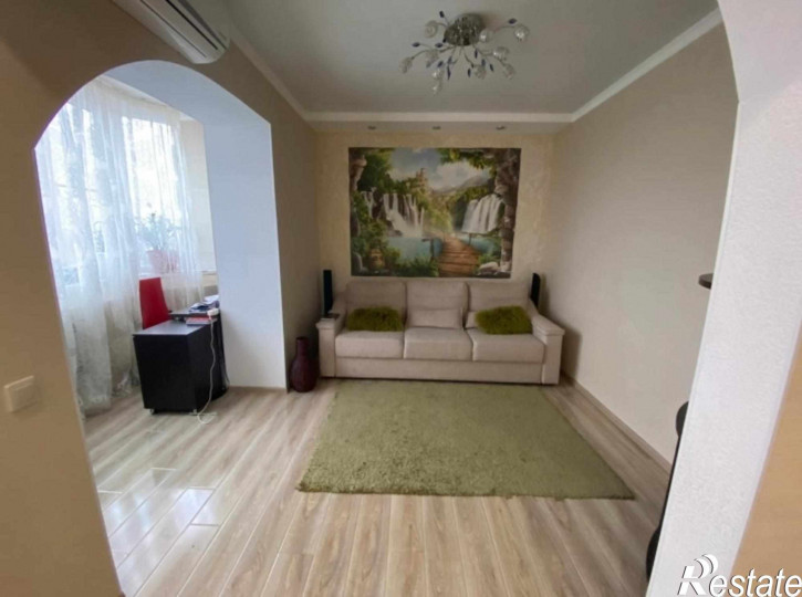 3-комн квартира Нежнова ул