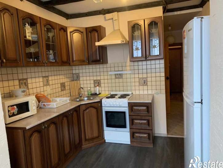 3-комн квартира Калинина пр-кт, 2