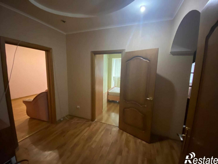 2-комн квартира Адмиральского ул