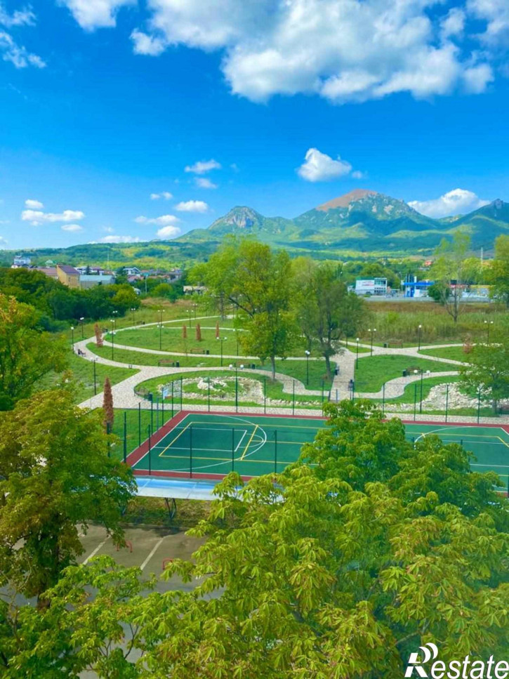 2-комн квартира Адмиральского ул, 1