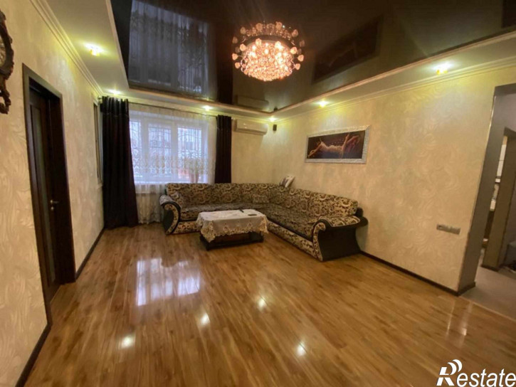 3-комн квартира Нежнова ул, 21к4