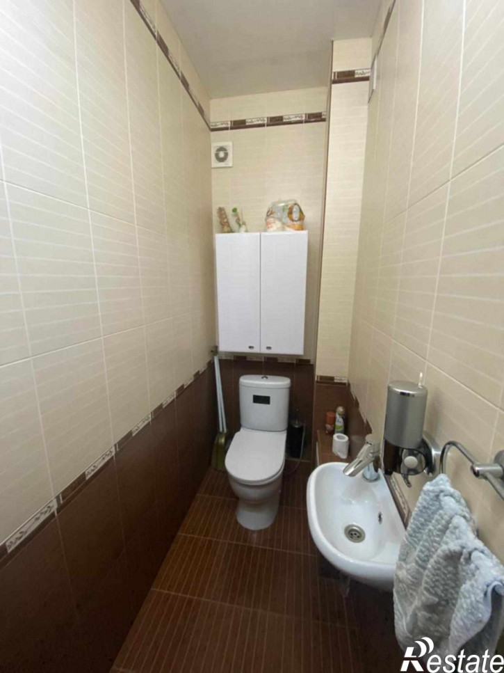 3-комн квартира Нежнова ул, 21к4