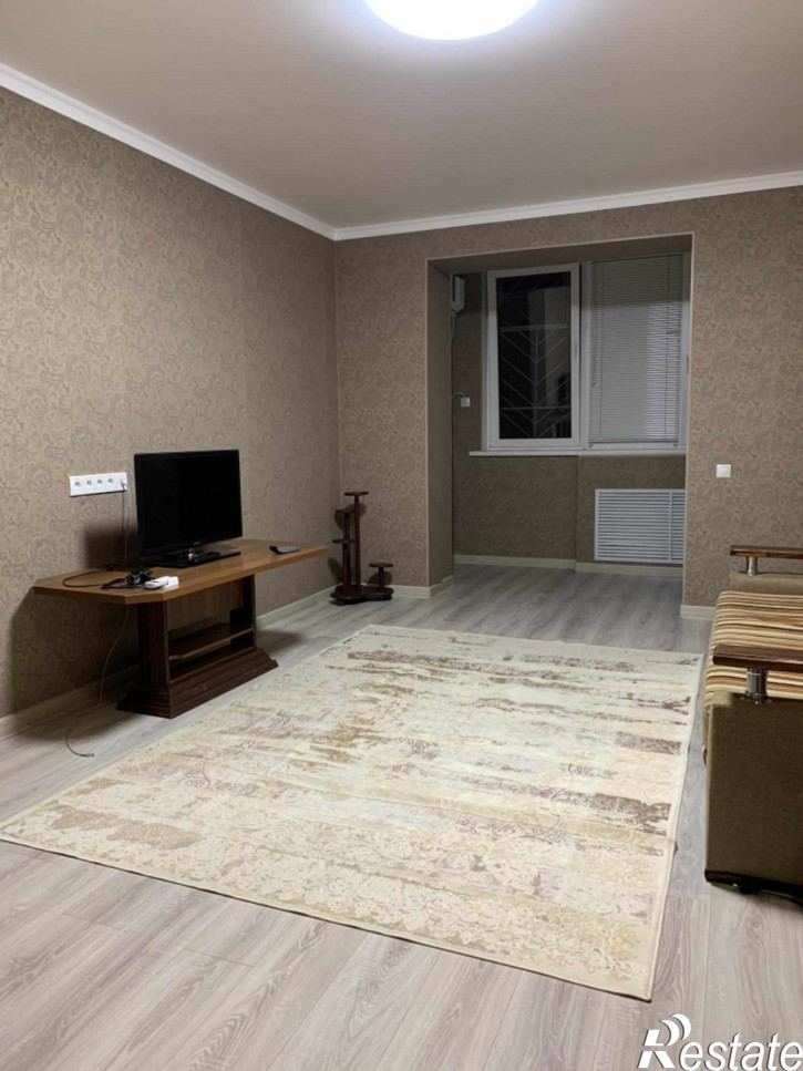 2-комн квартира Нежнова ул, 21к3
