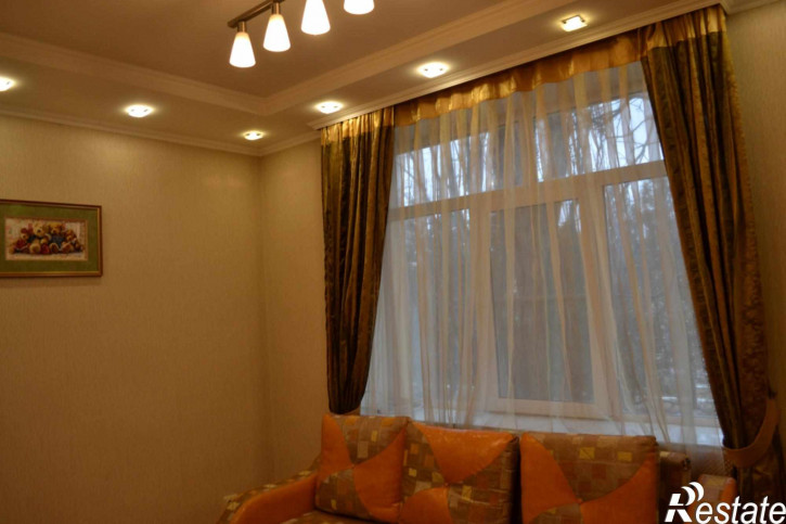 3-комн квартира Пестова ул, 24