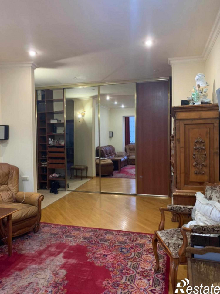 3-комн квартира Калинина пр-кт, 40