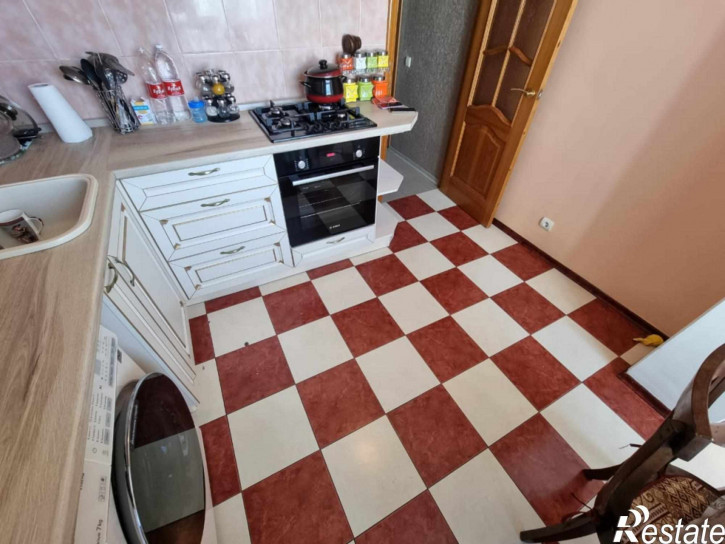 3-комн квартира 295 Стрелковой Дивизии ул, 10