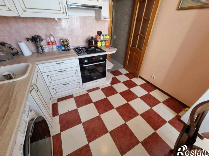 3-комн квартира 295 Стрелковой Дивизии ул, 10