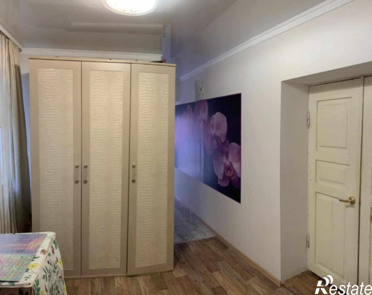 4-комн квартира Кирова пр-кт, 15