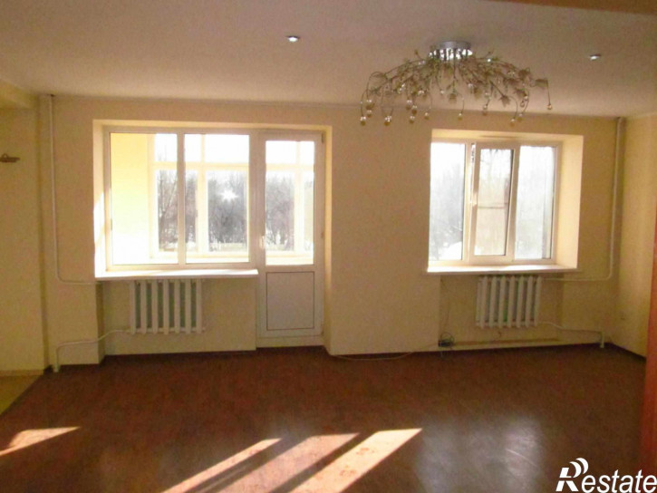 4-комн квартира Егоршина ул, 14