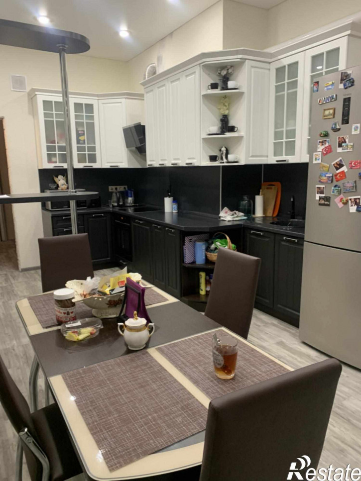 2-комн квартира Бунимовича ул, 15к2