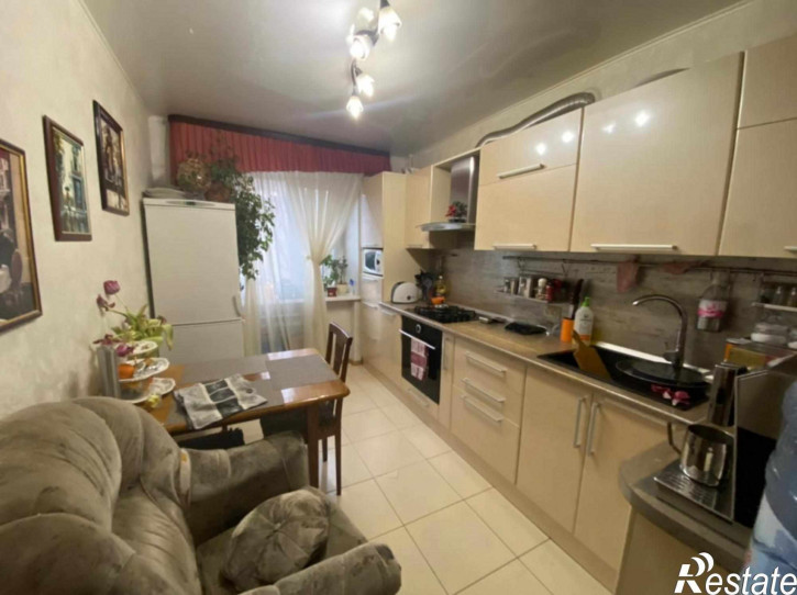 3-комн квартира Кучуры ул, 2
