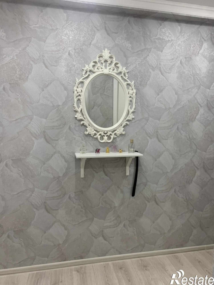 2-комн квартира Адмиральского ул, 10