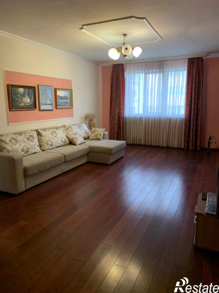 3-комн квартира Дунаевского ул, 1к3