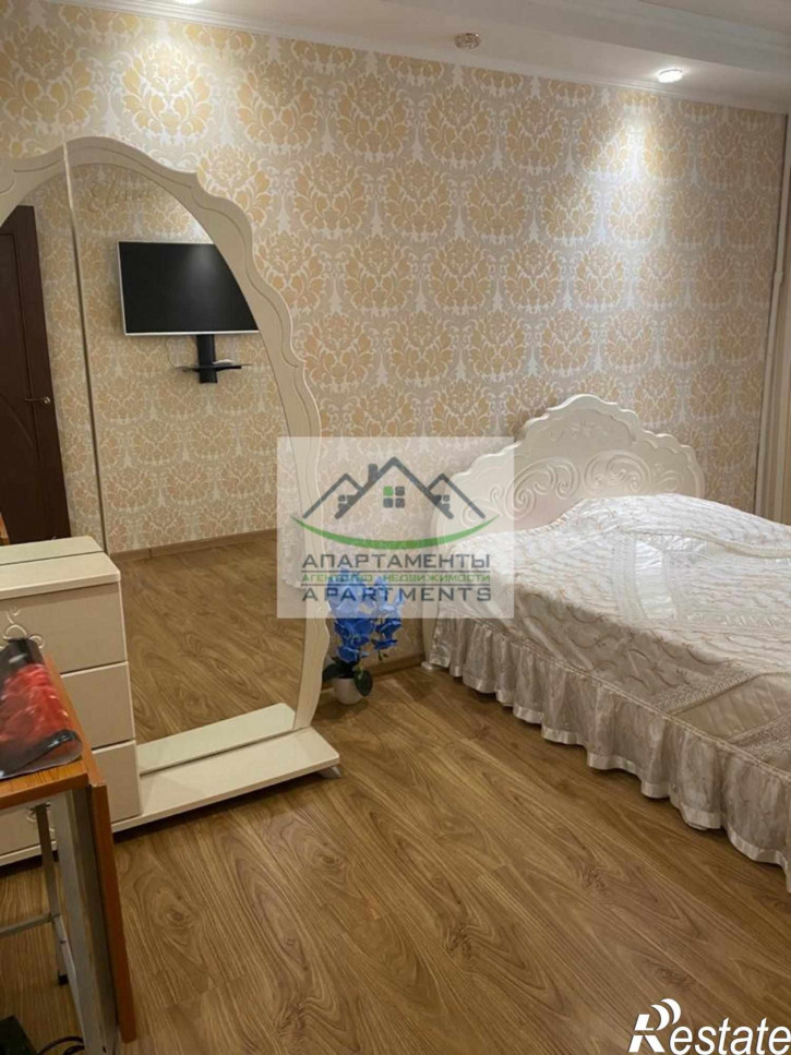 3-комн квартира Адмиральского ул, 35/2
