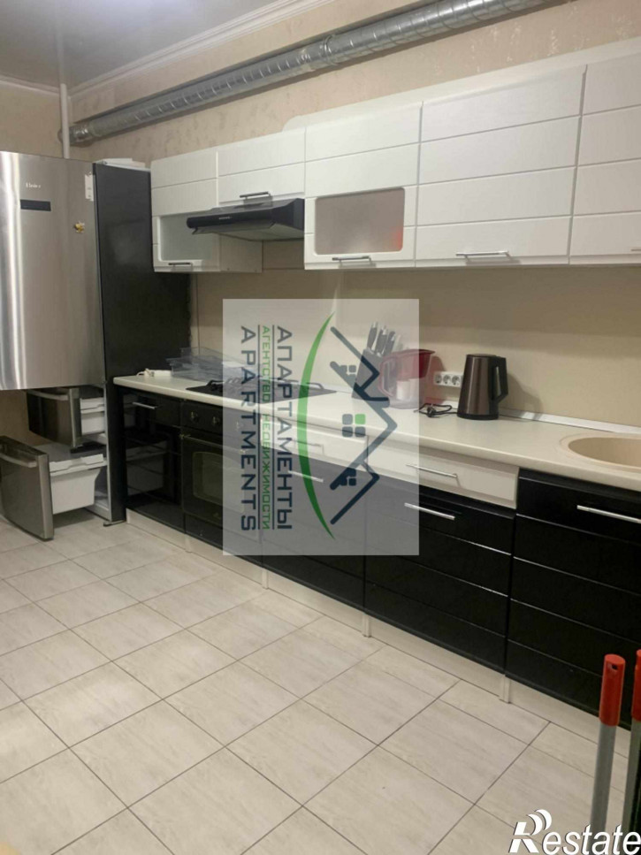 2-комн квартира Булгакова ул, 7
