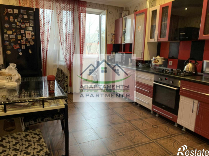 3-комн квартира Пестова ул, 13к2