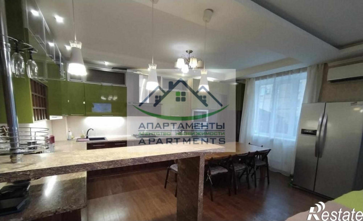 3-комн квартира Орджоникидзе ул, 84к1