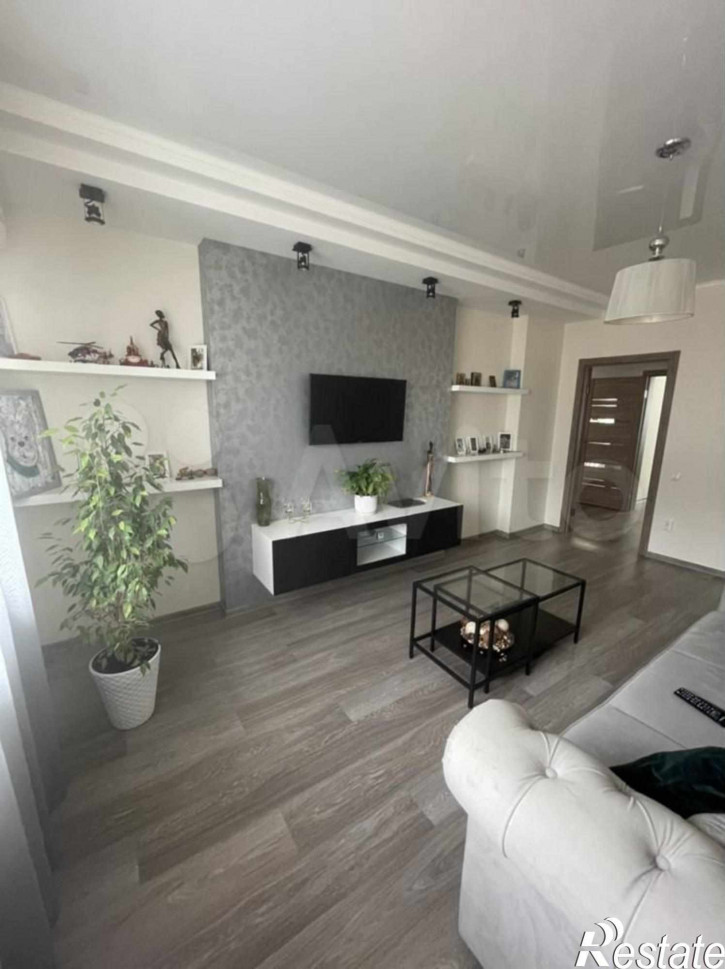 2-комн квартира Ленина ул, 417А