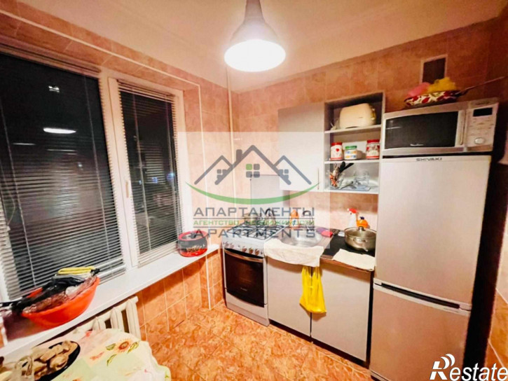 1-комн квартира Адмиральского ул, 8